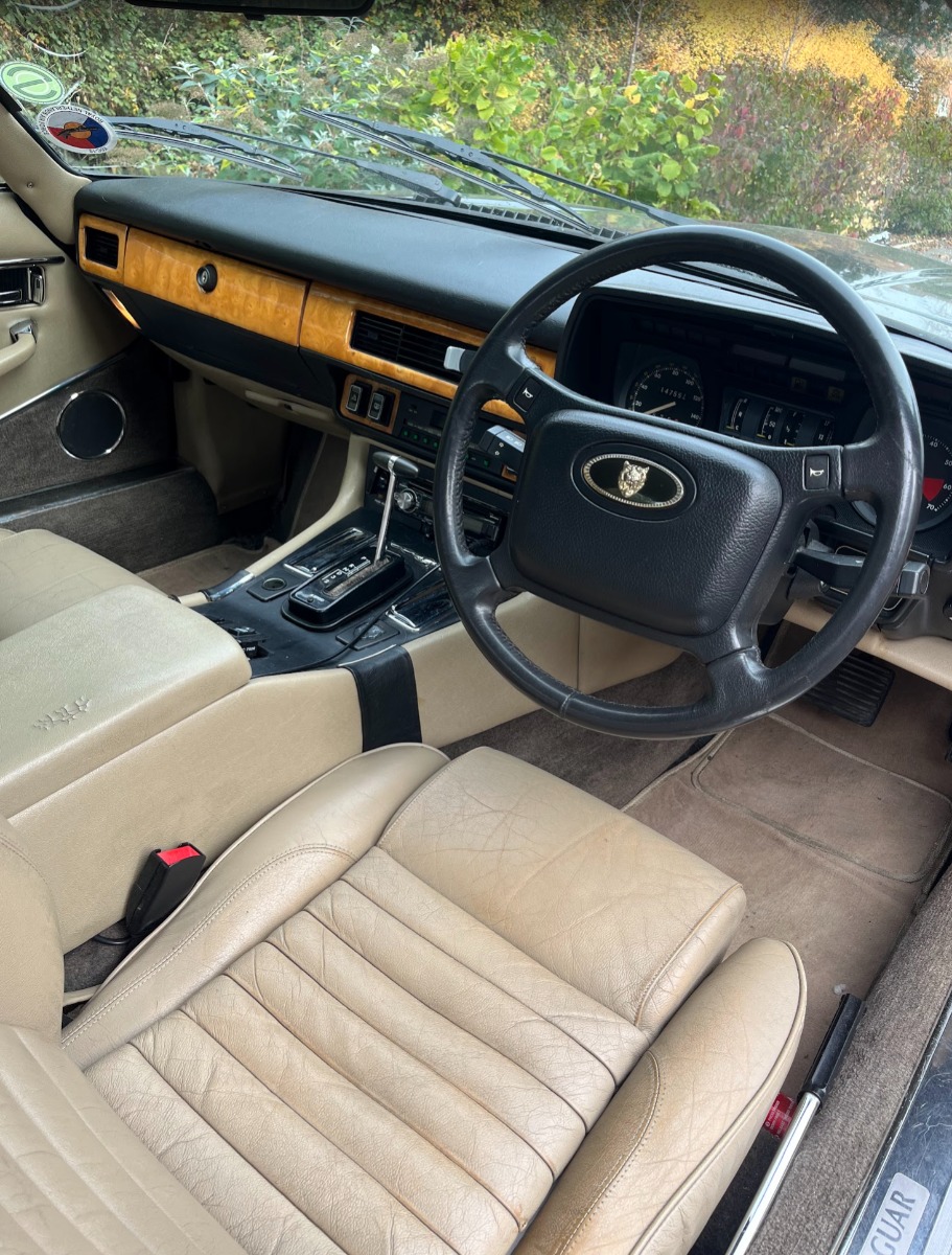 1990 Jaguar XJS Image 11
